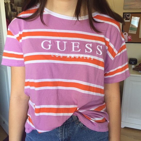 Guess Tops - Guess t-shirt